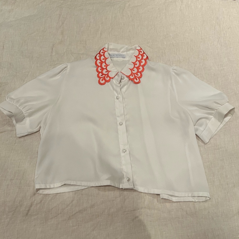 Cropped white button up with fun collar - small